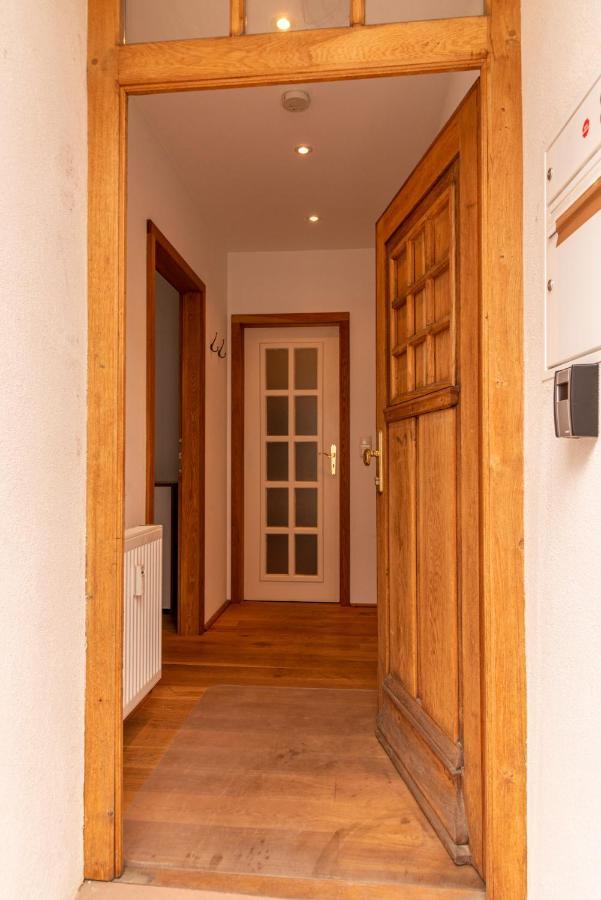 Designer Unterkunft In 15. Jahrhundert Altbau 75 M² Fuer Max. 4 Personen Daire Eltville am Rhein Dış mekan fotoğraf