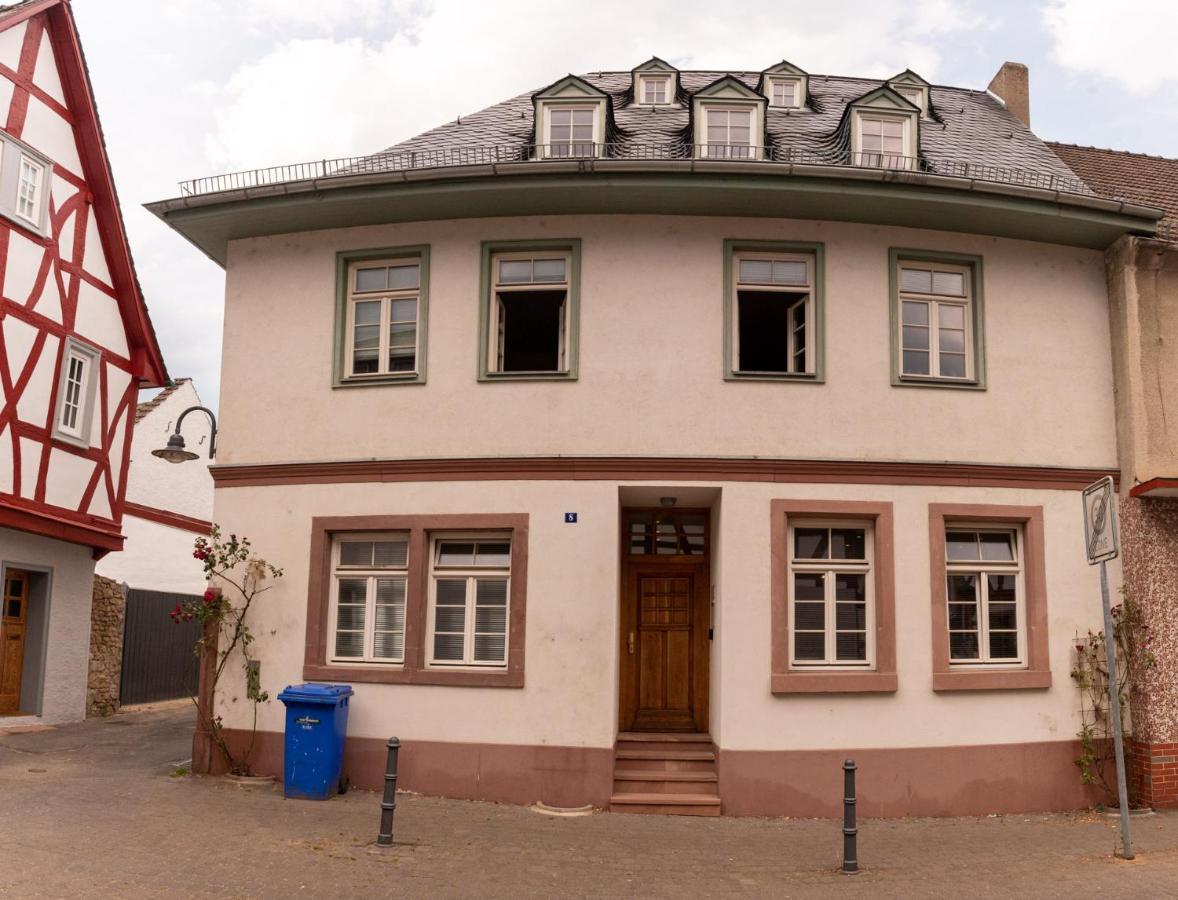 Designer Unterkunft In 15. Jahrhundert Altbau 75 M² Fuer Max. 4 Personen Daire Eltville am Rhein Dış mekan fotoğraf